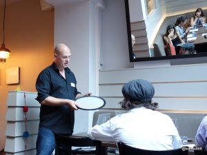 Lima Restaurant London - How to use a reflector disc